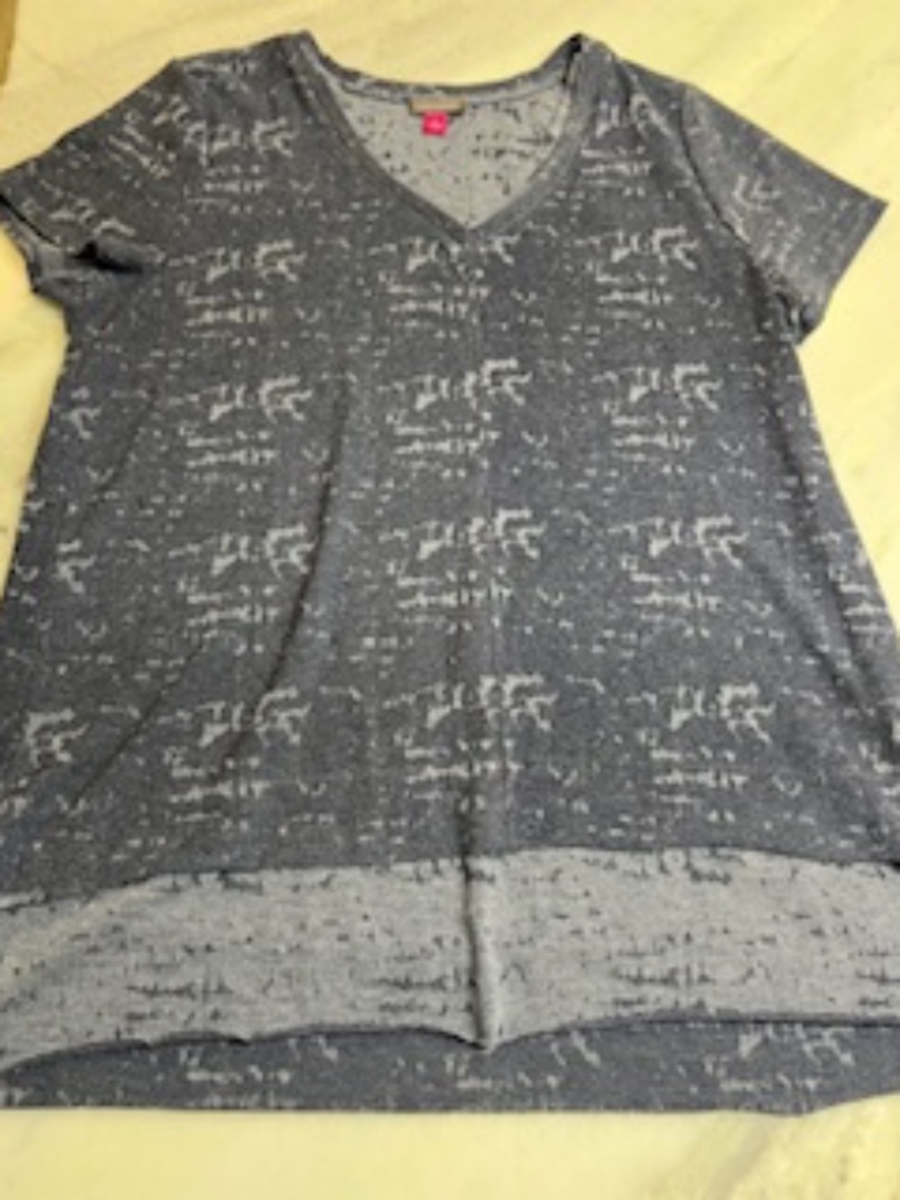Vince Camuto T-Shirt